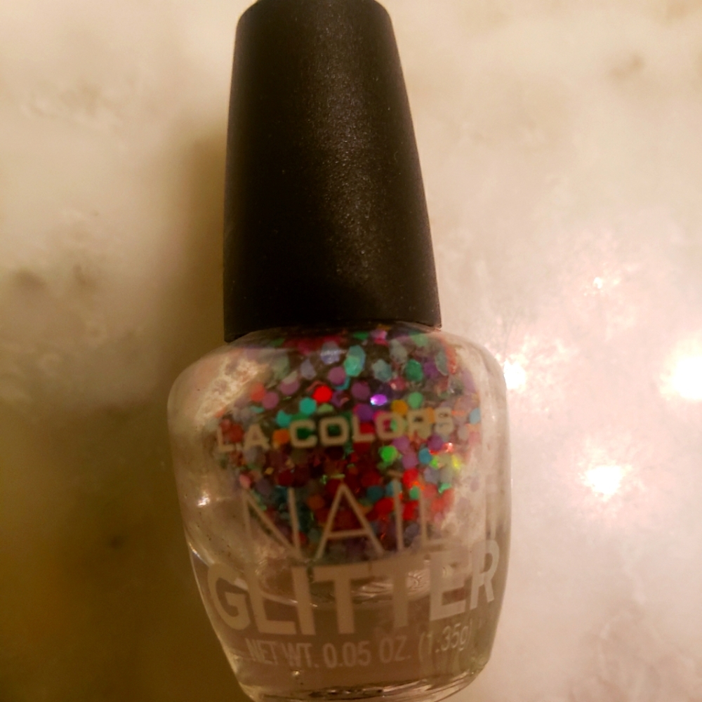L.A. Colors Nail Glitter